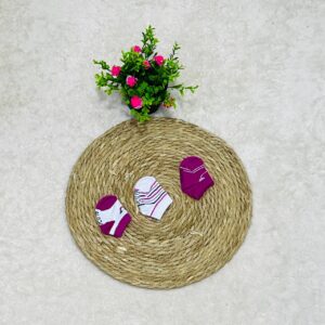 نبتي ابيض اسمر